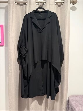 Gracia Black and Ivory Mixed-Trim Top